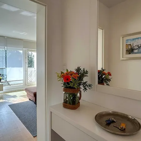 Luv-und-lee-apartment-60 *