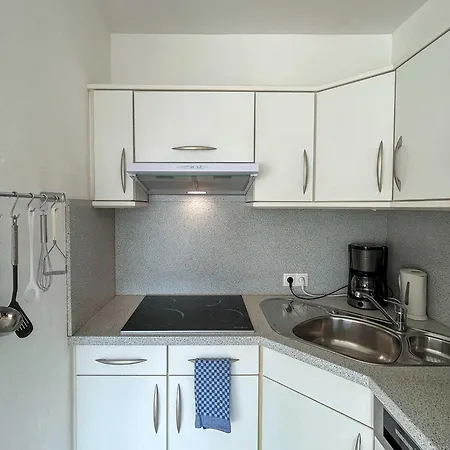 Luv-und-lee-apartment-60 *